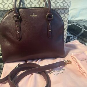 Great bag use a couple of times only like new comes with a dust bag